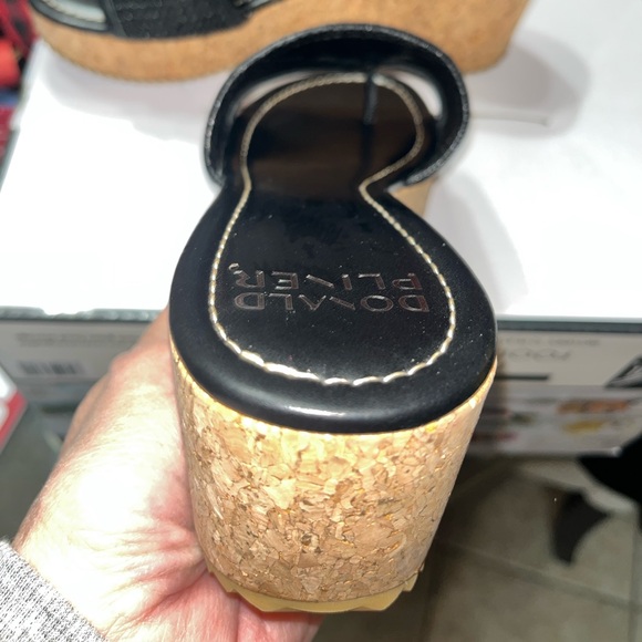 Donald J. Pliner “Sillir” Black Woven Cork Wedges - Picture 10 of 11